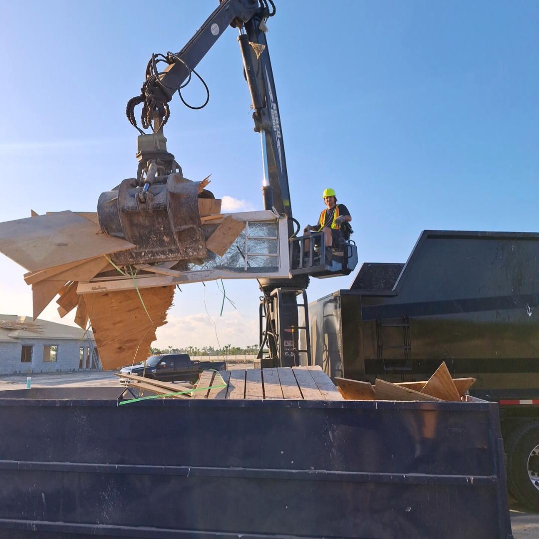 grapple-truck